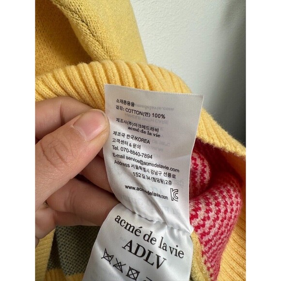 Care Bear x Acme De La Vie Sweater Crewneck Yellow 2021 Raglan Unisex Large (1) - Picture 6 of 8